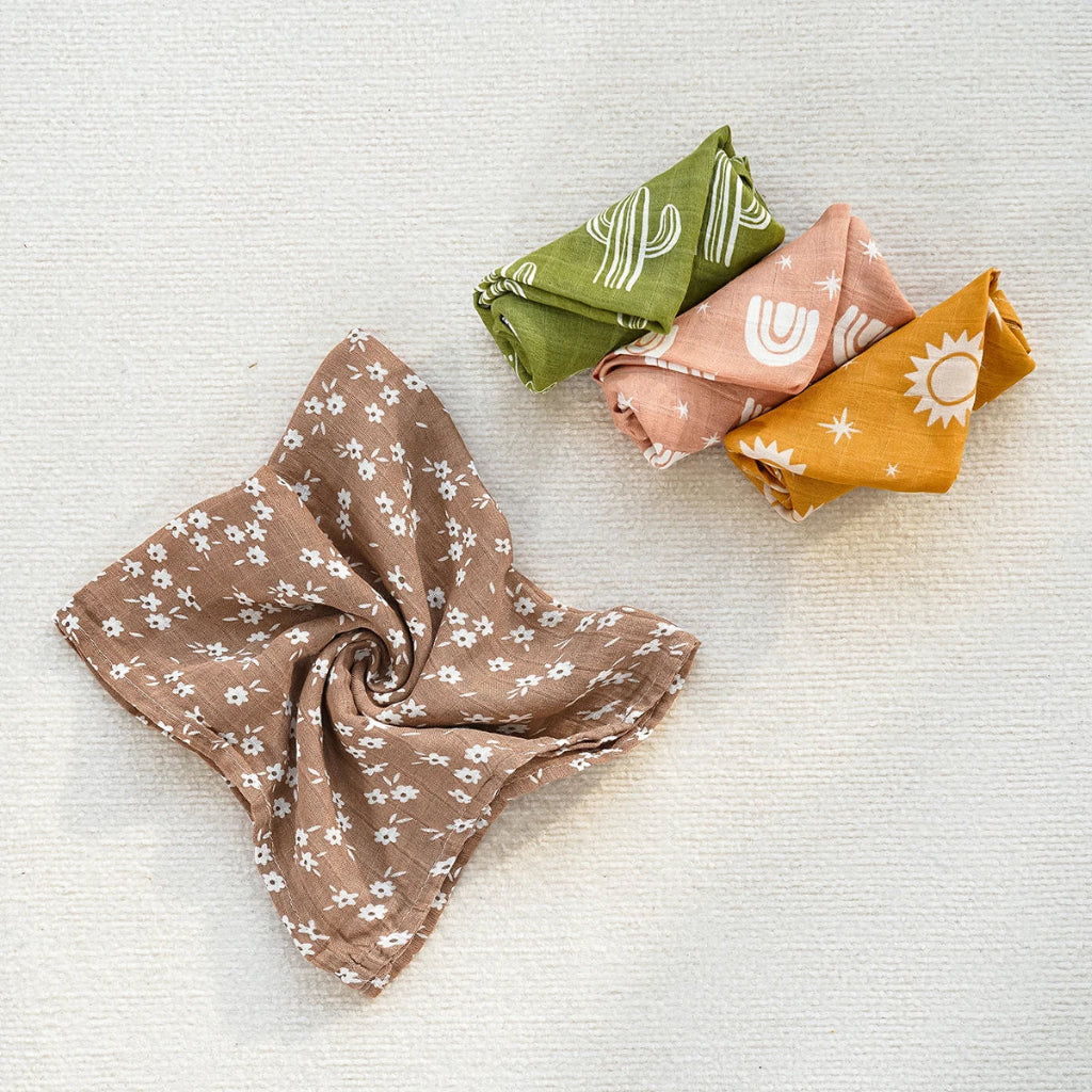 Lot de 5 langes bébé bavoir 60x60cm Produit gaze de coton