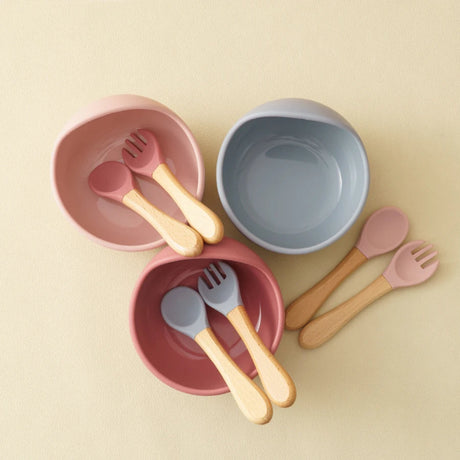bol ventouse et couverts bebe en silicone 